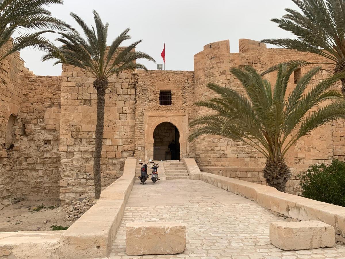 Dar Lola Djerba Bed & Breakfast Houmt Souk  Exterior photo