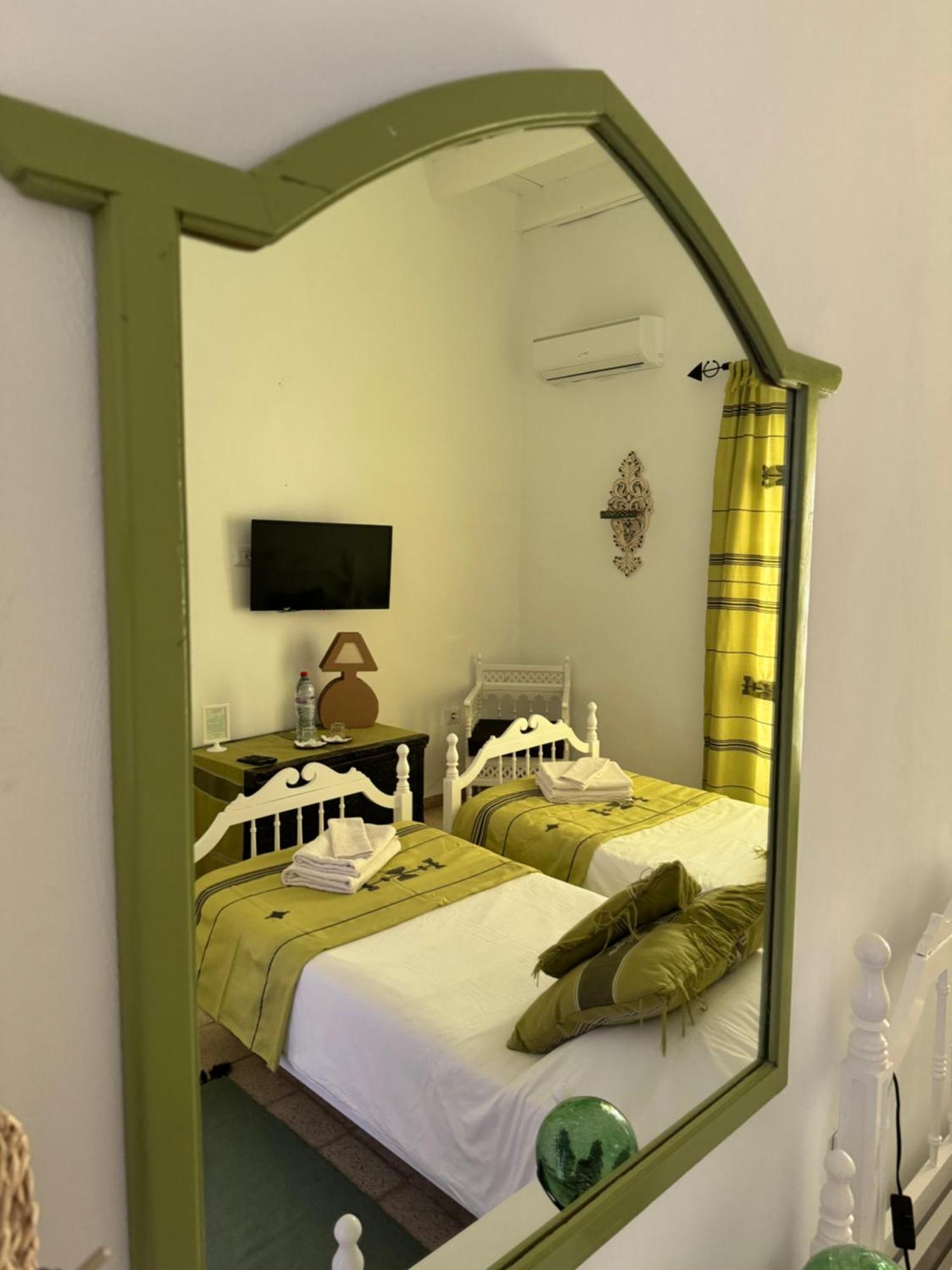 Dar Lola Djerba Bed & Breakfast Houmt Souk  Exterior photo